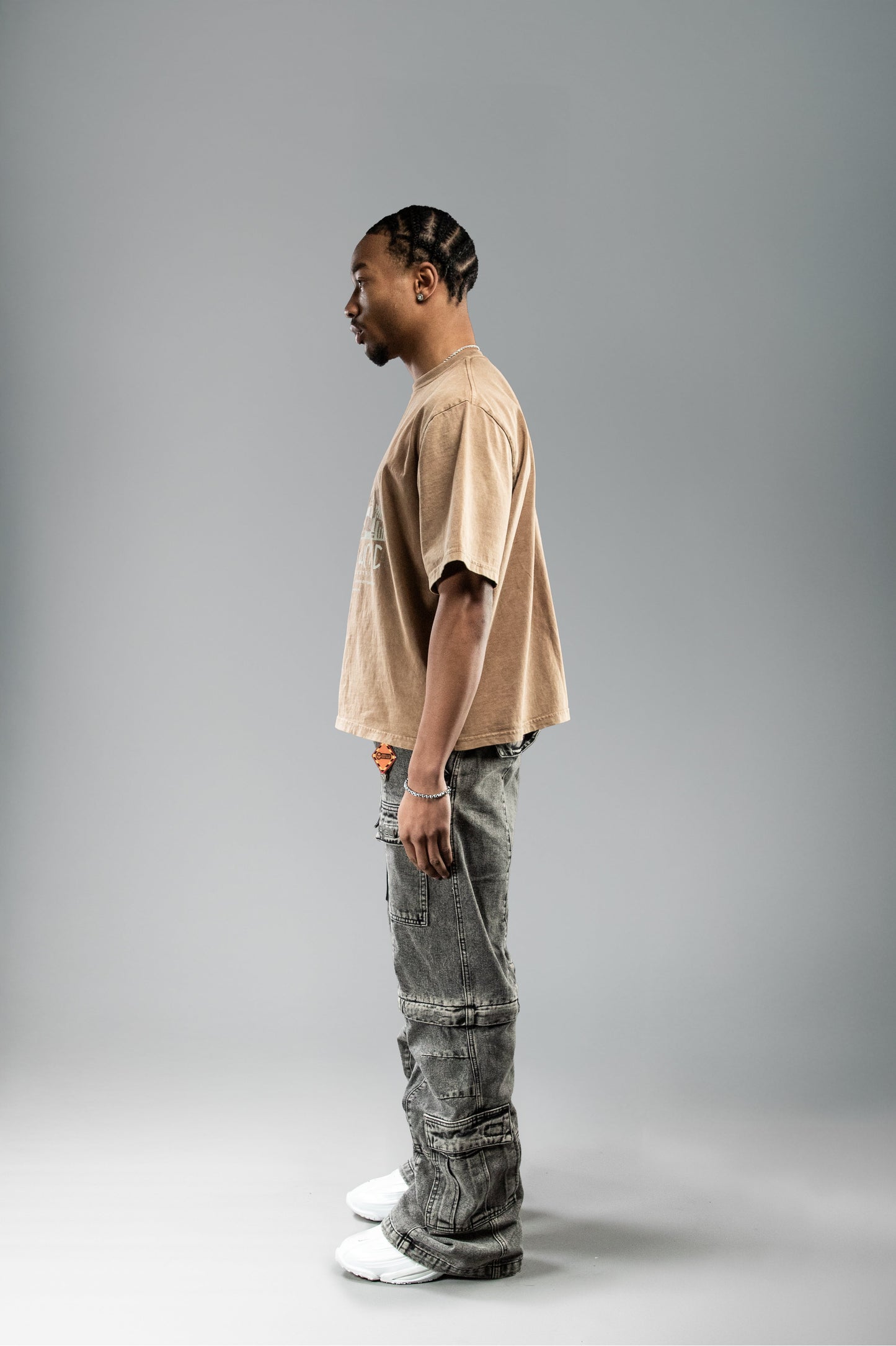 YEU GLOBAL INDUSTRIES T-SHIRT BROWN