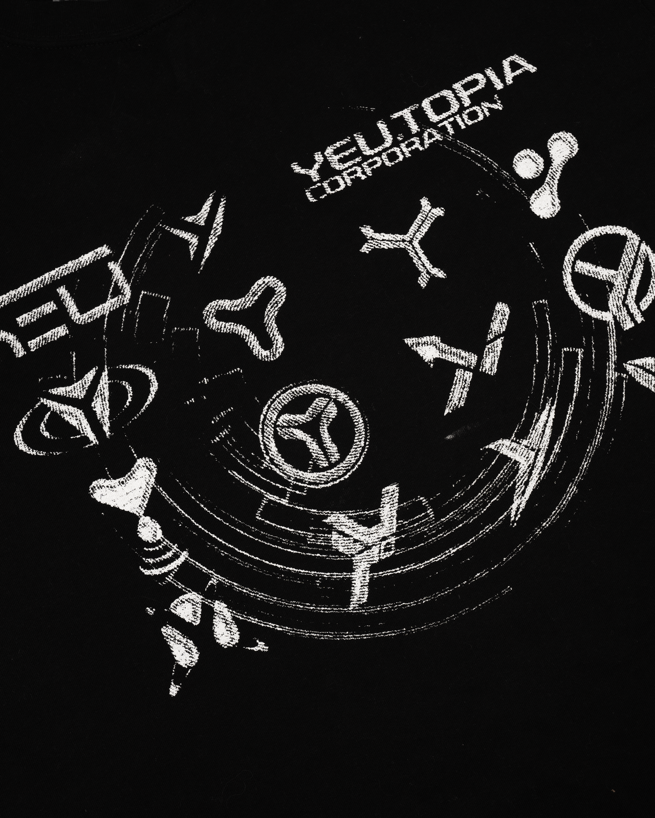 YEUTOPIA CIRCLE T-SHIRT