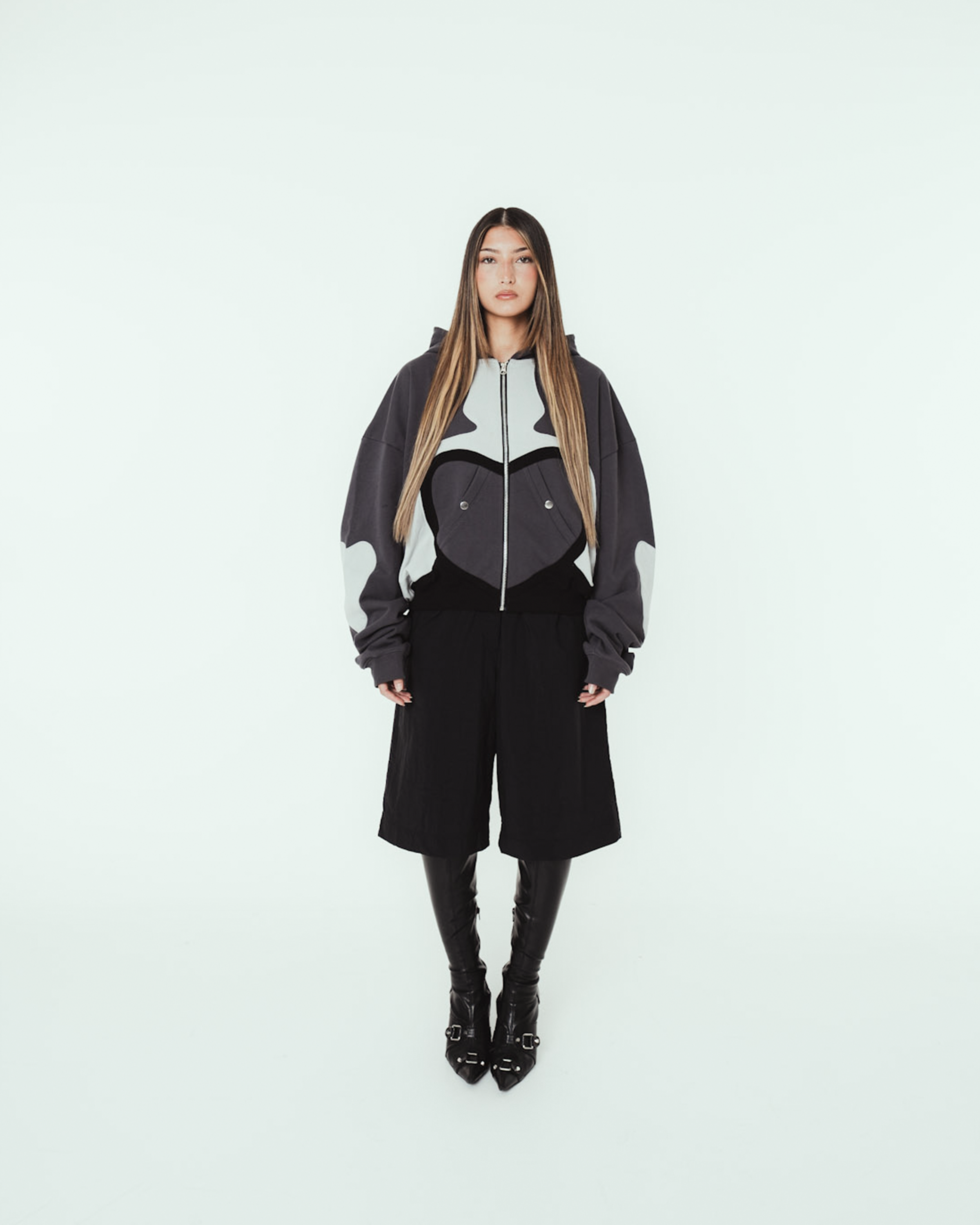 HEART SHAPED ZIP-HOODIE