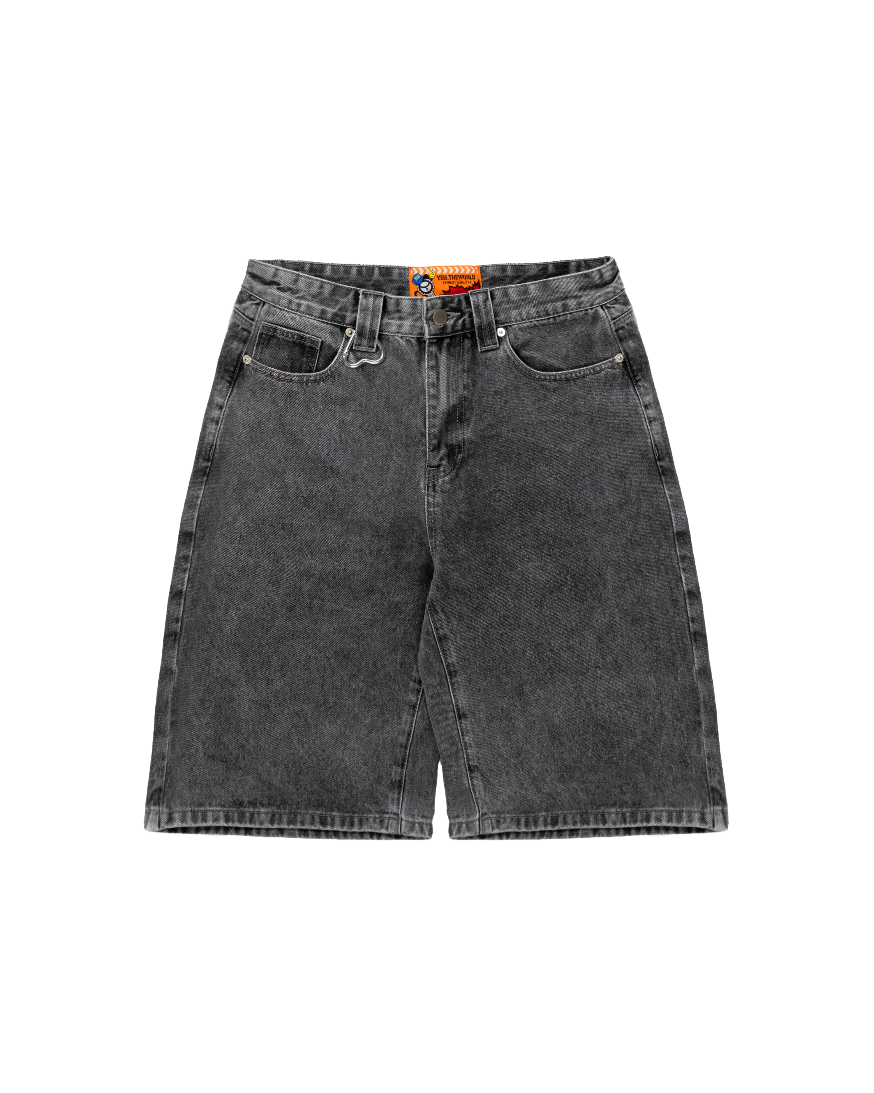 Freisteller der Rückansicht der hellgrau verwaschenen Jorts. Die Shorts ist gerade geschnitten, mit zwei Gesäßtaschen und sichtbaren Nähten.