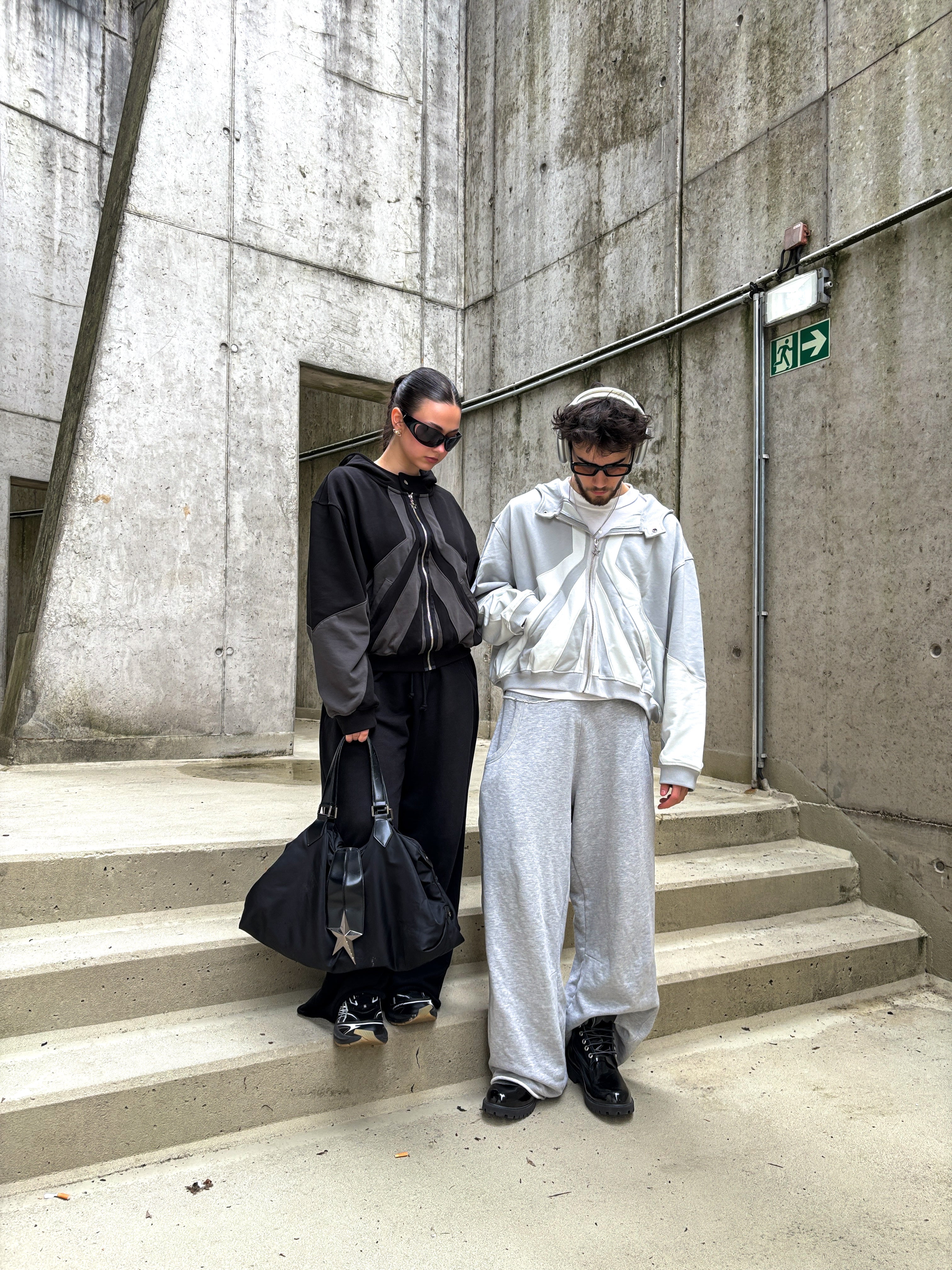 NEXUS ZIP-HOODIE BLACK FOR FREE!!! (READ INFO)