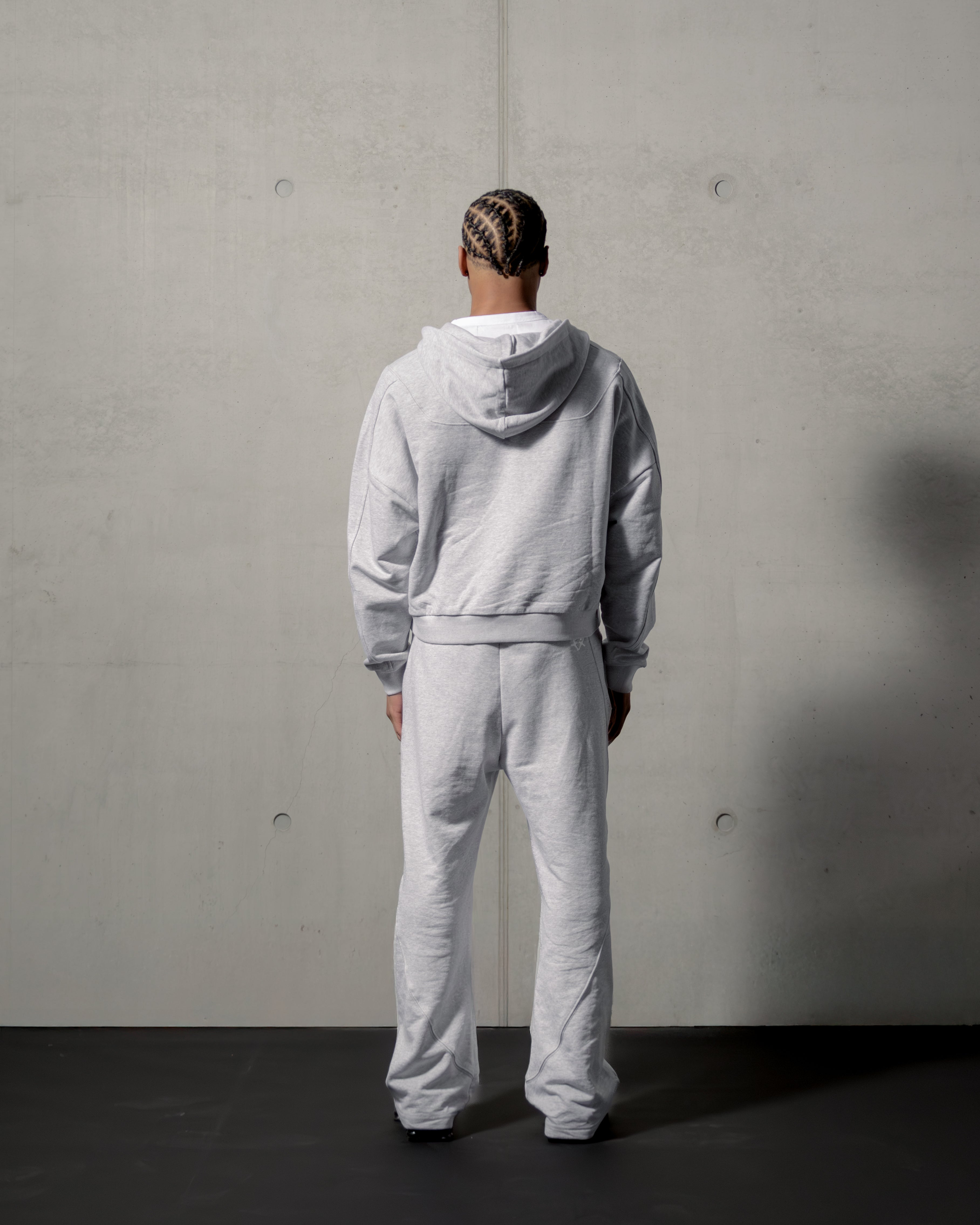 BASIC GREY ZIP HOODIE