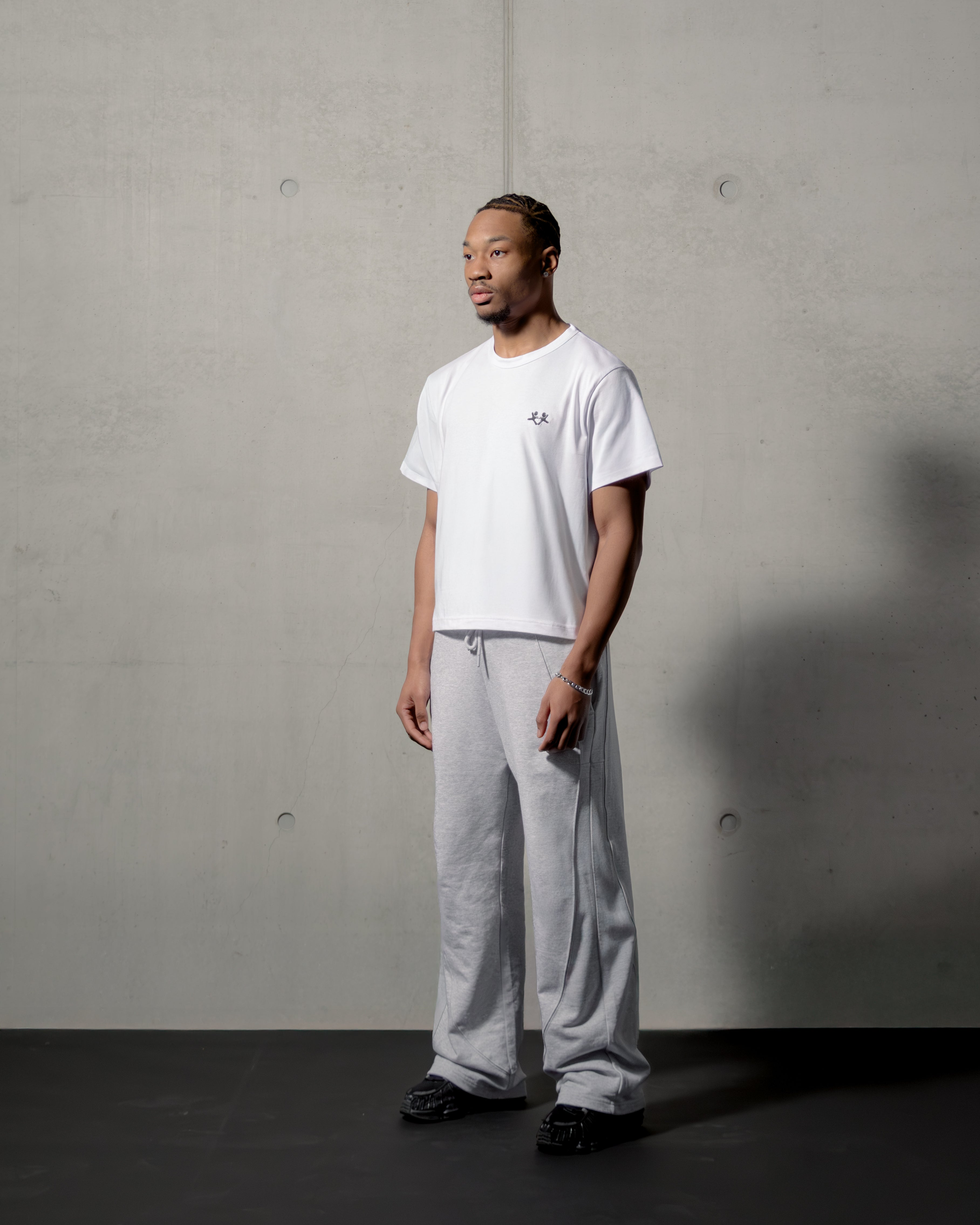 BASIC T-SHIRT WHITE REGULAR FIT