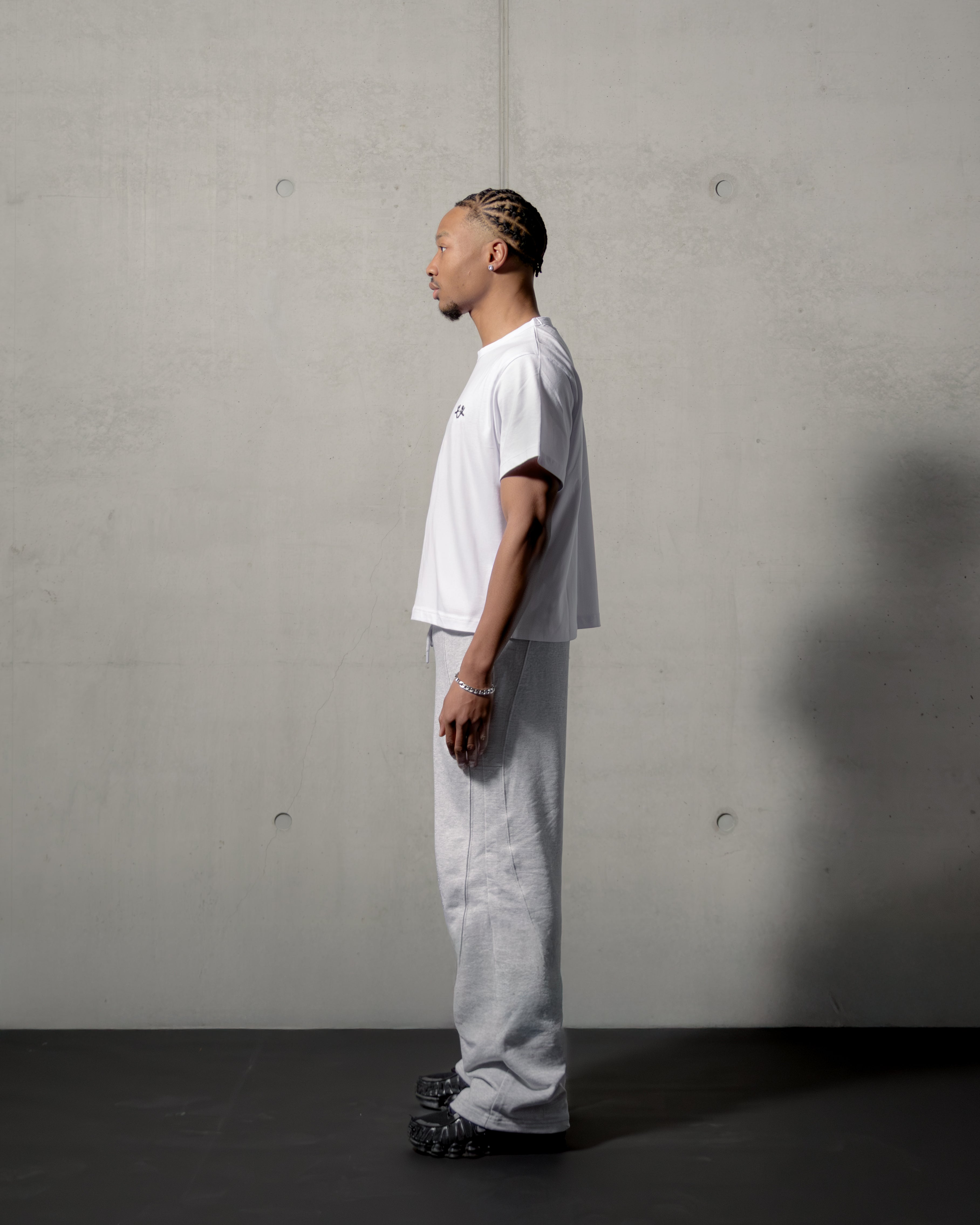 BASIC T-SHIRT WHITE REGULAR FIT