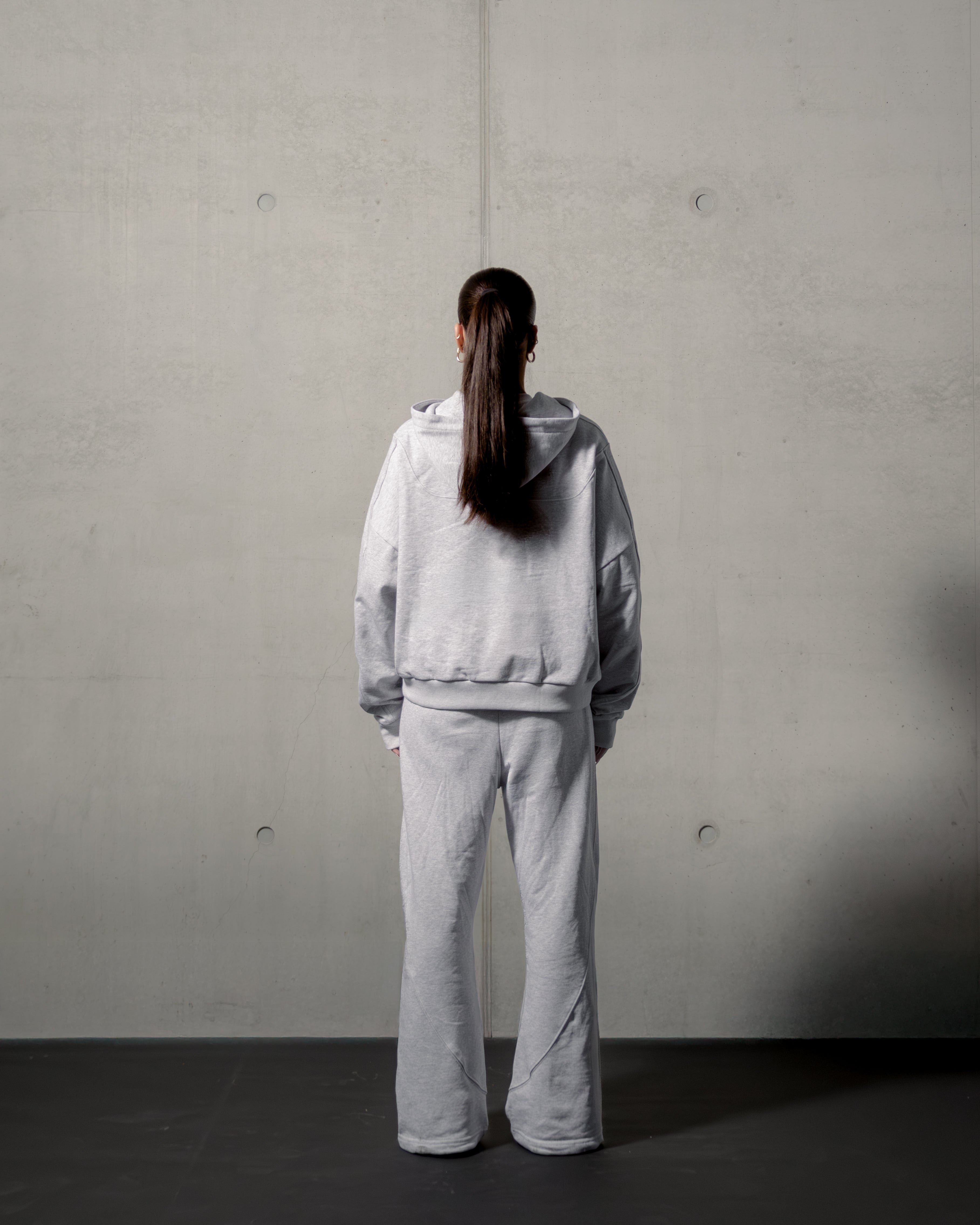 BASIC GREY ZIP HOODIE