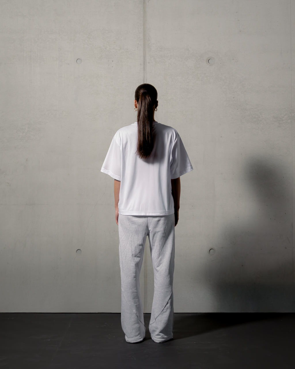BASIC WHITE T-SHIRT OVERSIZE FIT